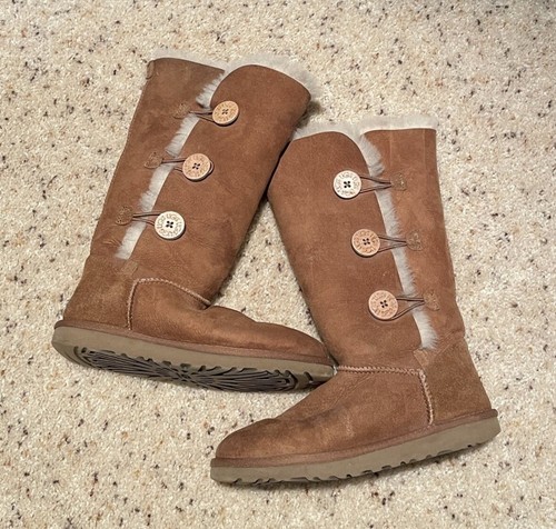 Ugg bailey button triplet - ugg,